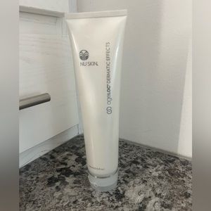 Nuskin Dermatic effects contouring lotion used (3 times)